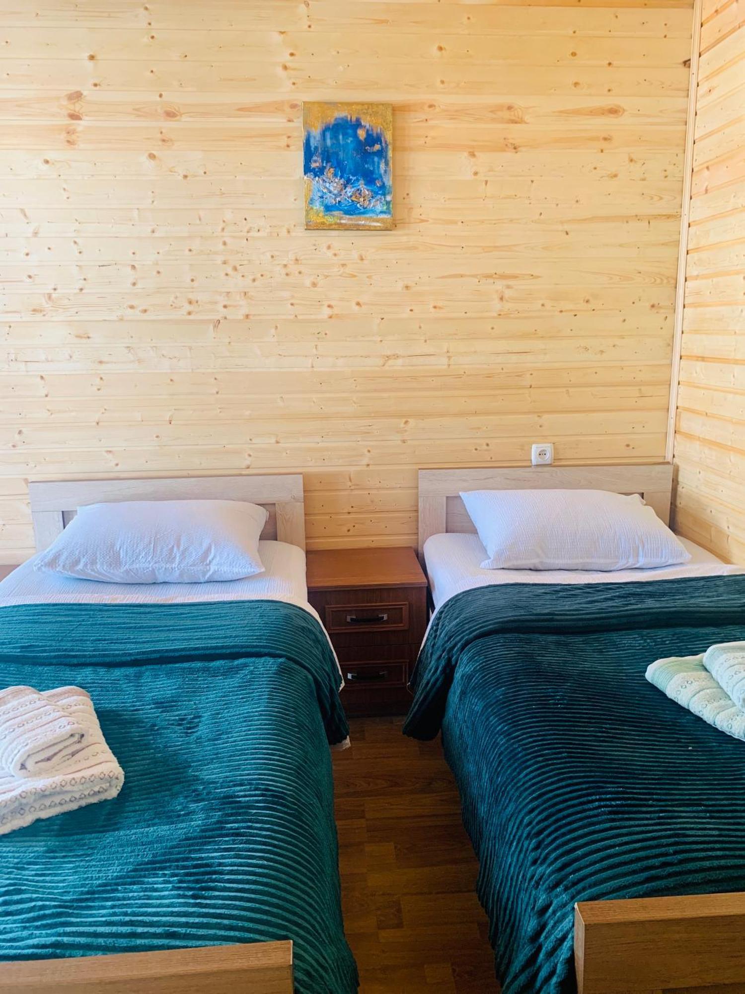 Guesthouse Nene Местия Экстерьер фото